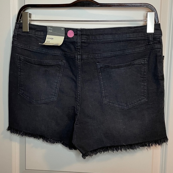 Black George shorts - Picture 2 of 2